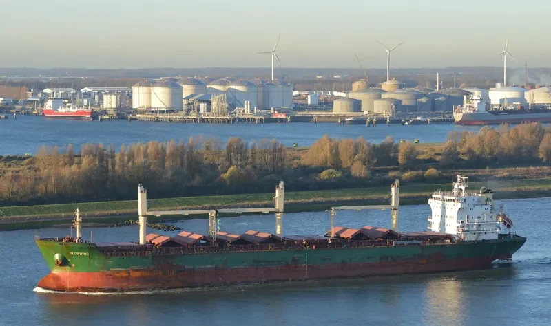 MAK 1 Bulk Carrier IMO 9230919 photo 4
