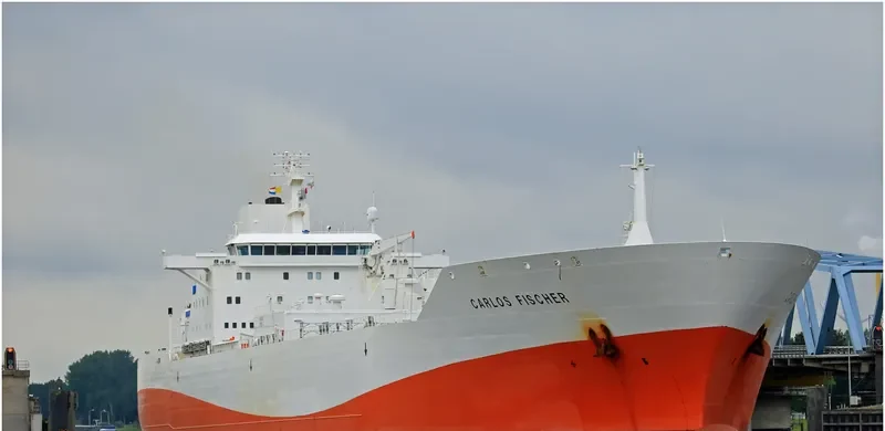 CARLOS FISCHER Tanker IMO 9230995 photo 8