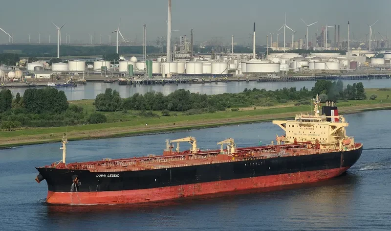 SEAFALCON Tanker IMO 9231212 photo 6