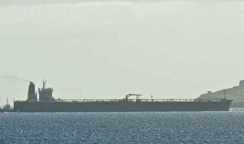 EMERALD Tanker IMO 9231224 photo 8