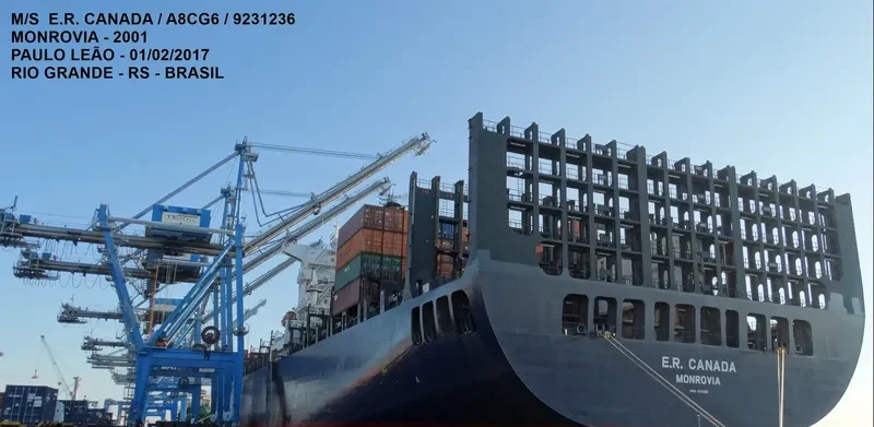 E.R.CANADA Container Ship IMO 9231236 photo 6