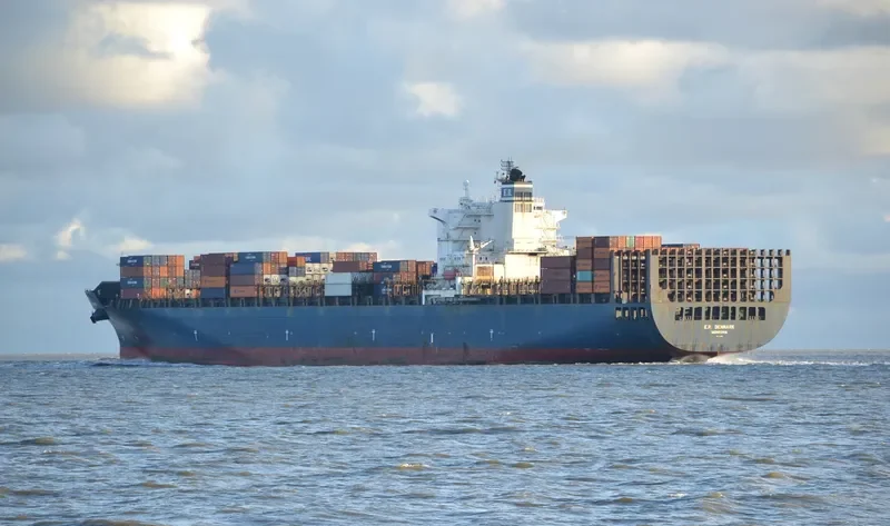 E.R.DENMARK Container Ship IMO 9231250 photo 4