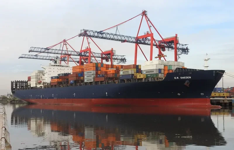 E.R.SWEDEN Container Ship IMO 9231262 photo 9