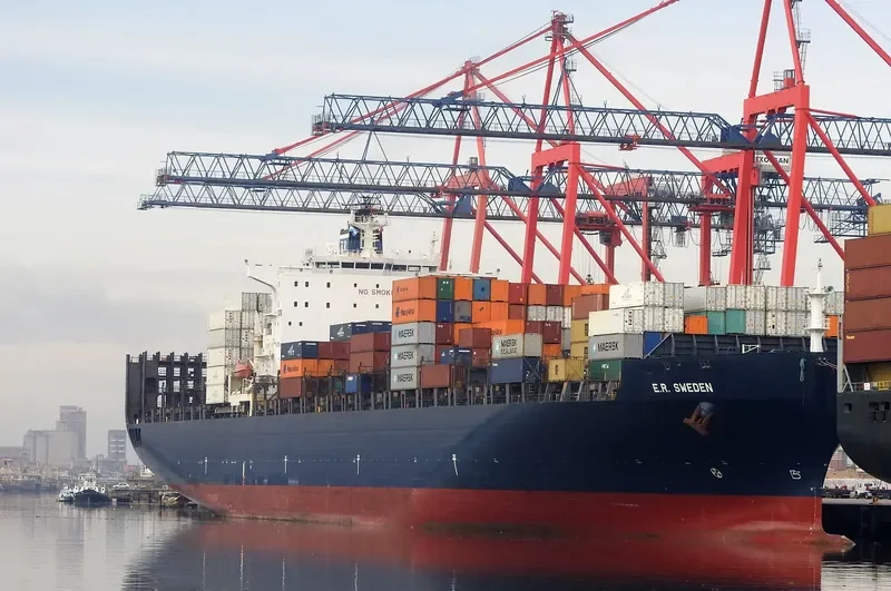 E.R.SWEDEN Container Ship IMO 9231262 photo 10
