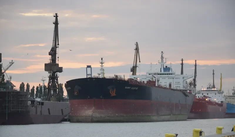 SAINT GEORGE Tanker IMO 9231468 photo 5