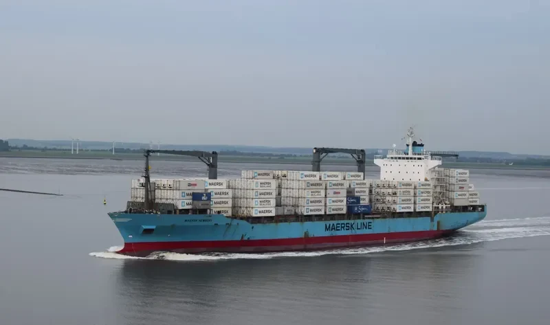 MAERSK NEWBURY Container Ship IMO 9231470 photo 8