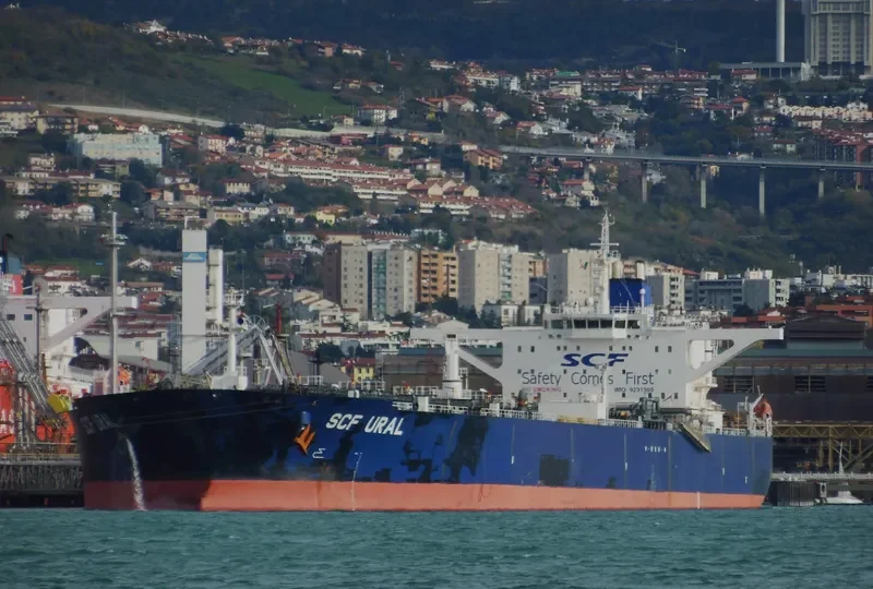 SCF URAL Tanker IMO 9231509 photo 10