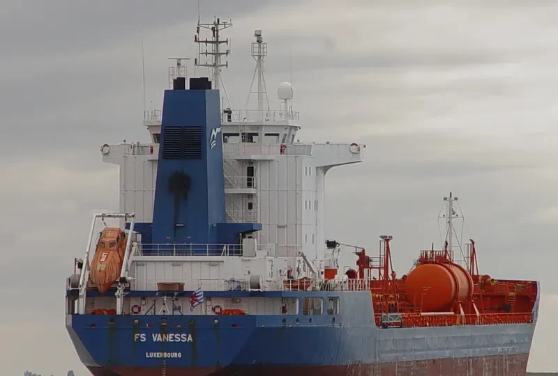 LEVANTO Tanker IMO 9231602 photo 10