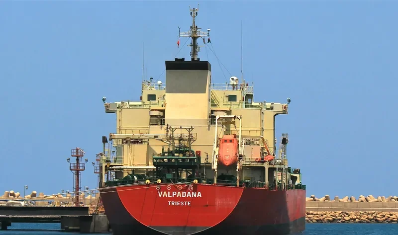 ELOHIM Tanker IMO 9231690