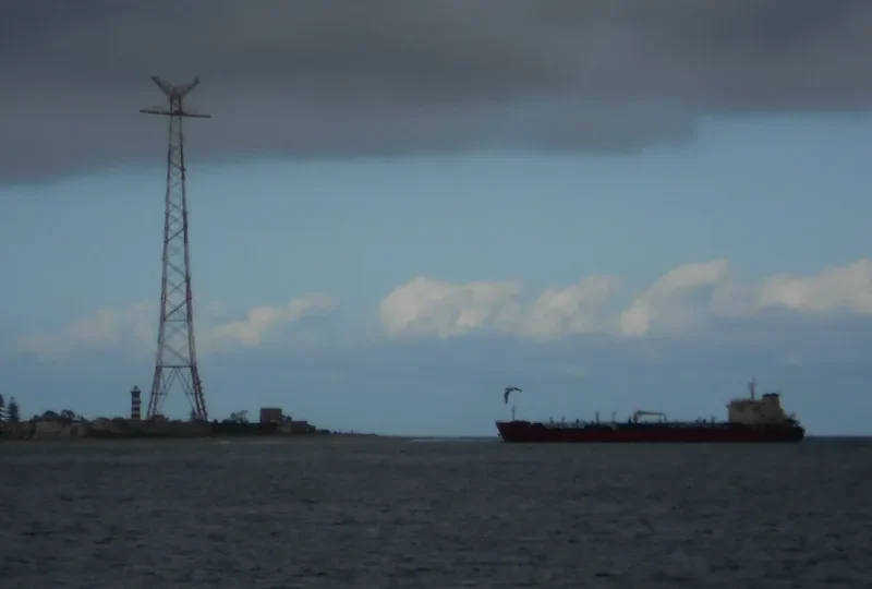 ELOHIM Tanker IMO 9231690 photo 3