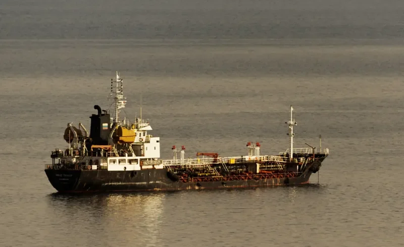 C HORIZON Tanker IMO 9231717 photo 9
