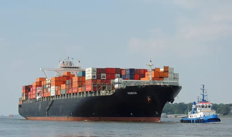 VENEZIA Container Ship IMO 9231743 photo 6