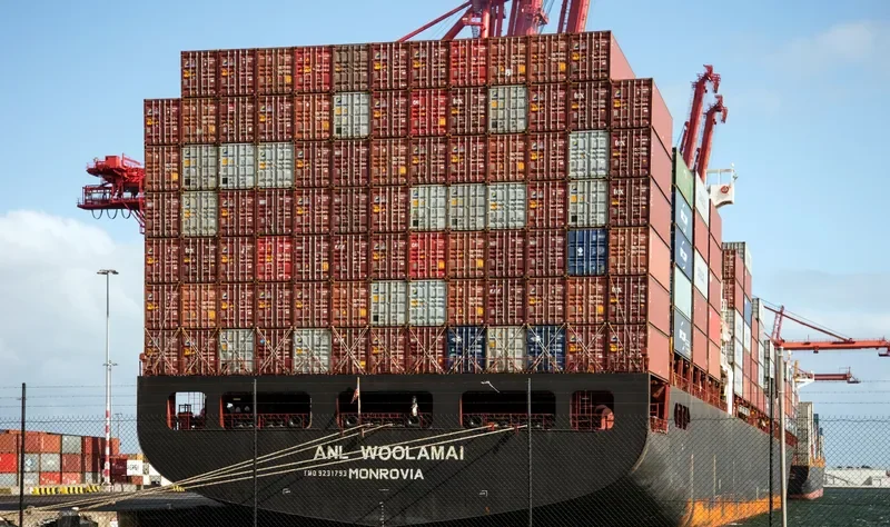 WOOLAMAI Container Ship IMO 9231793 photo 2