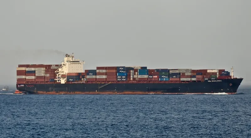 WOOLAMAI Container Ship IMO 9231793 photo 4