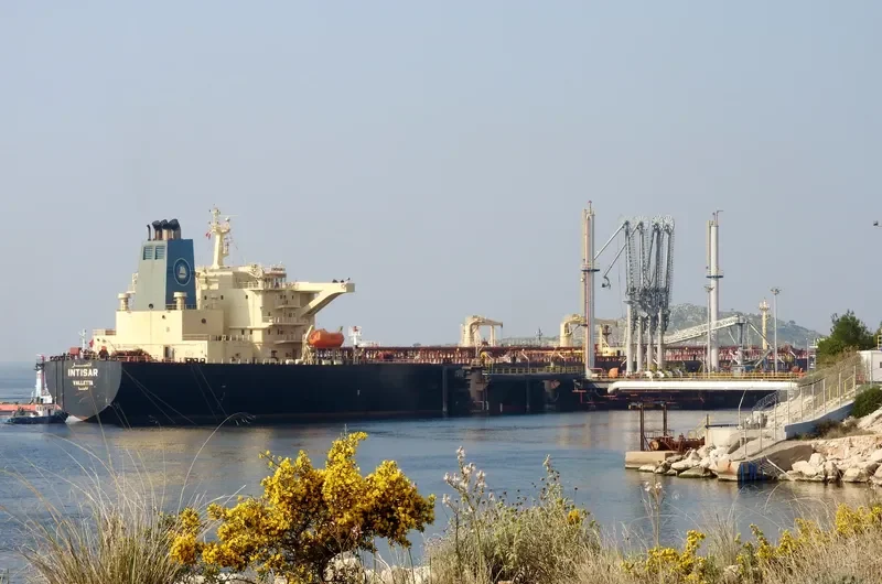 VENICE Tanker IMO 9231901 photo 7