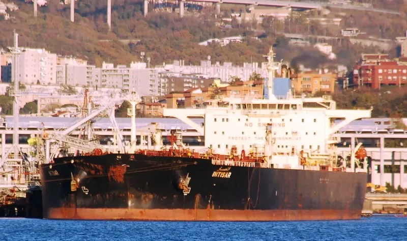 VENICE Tanker IMO 9231901 photo 10