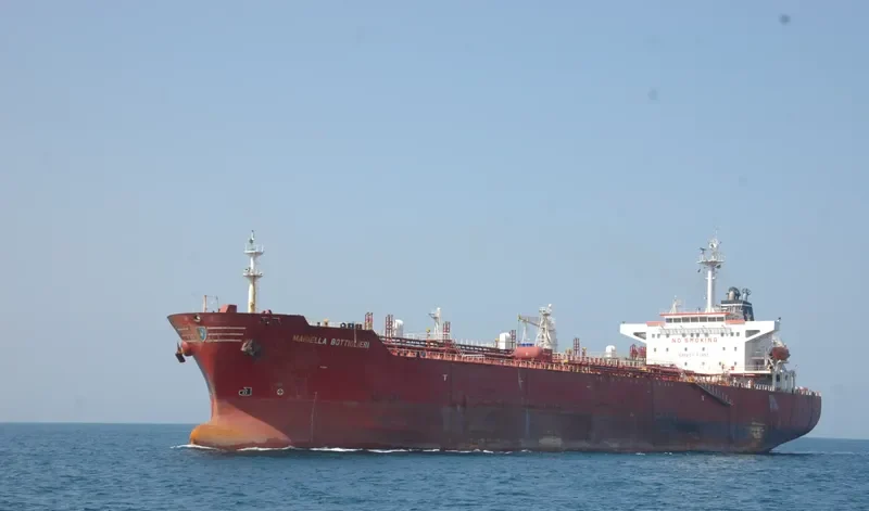 MARIELLA BOTTIGLIERI Tanker IMO 9232022 photo 2