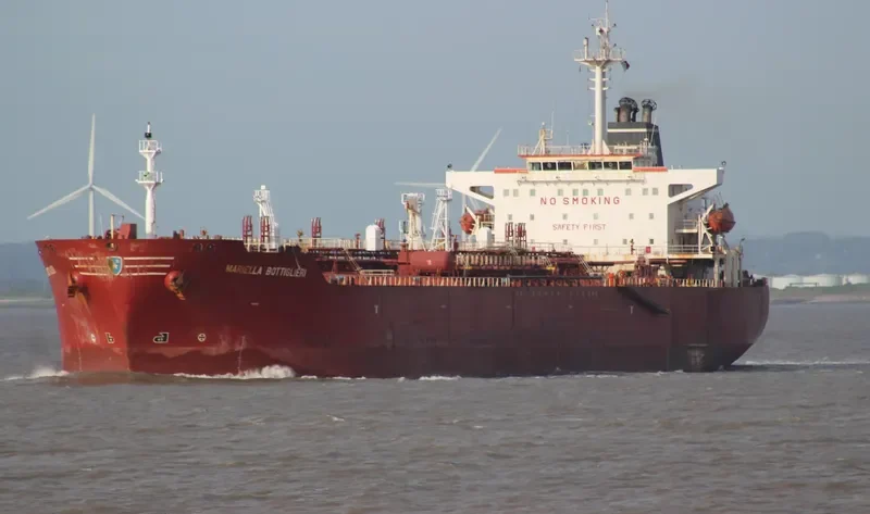 MARIELLA BOTTIGLIERI Tanker IMO 9232022 photo 3