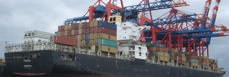 PRAHA Container Ship IMO 9232072 photo 6
