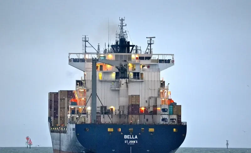 BELLA Container Ship IMO 9232096 photo 4