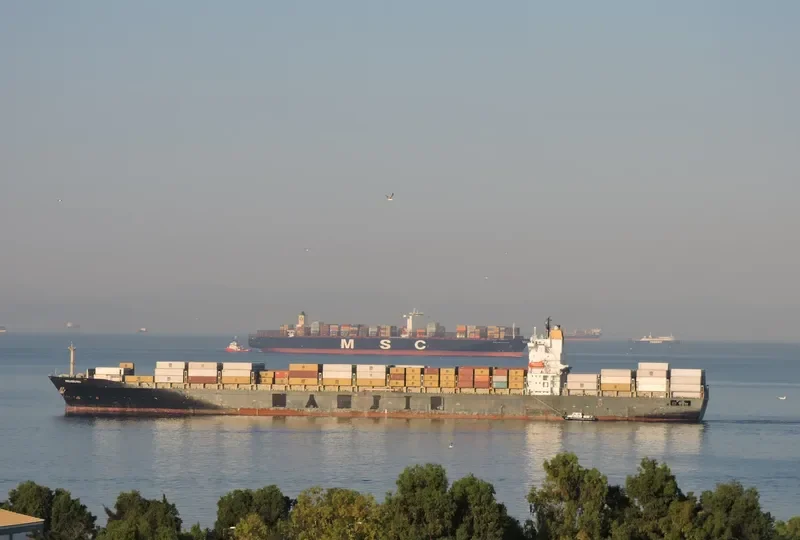 PHILADELPHIA Container Ship IMO 9232101 photo 8