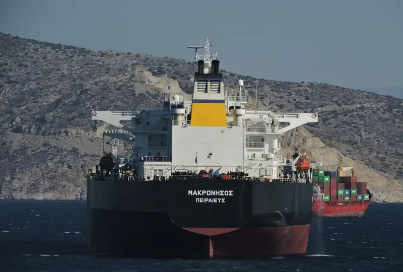 NIKKI Tanker IMO 9232450 photo 3