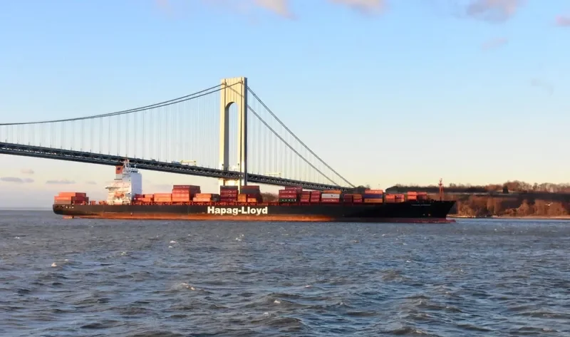 DUBLIN EXPRESS Container Ship IMO 9232577 photo 3