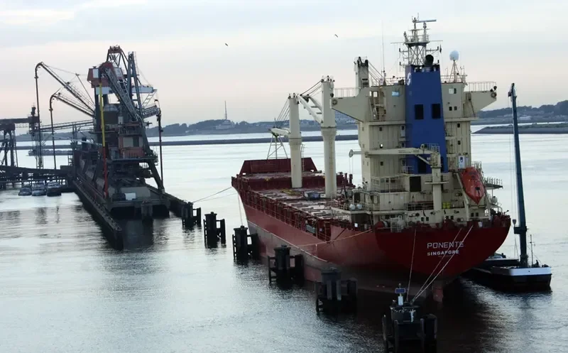CHARLIE Container Ship IMO 9232656 photo 9