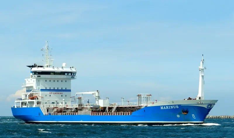 MARINUS Tanker IMO 9232840 photo 7