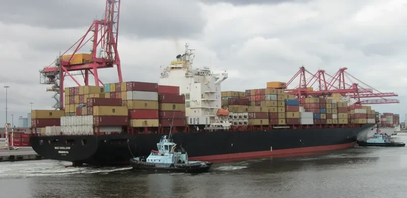 MSC ENGLAND Container Ship IMO 9232890 photo 10