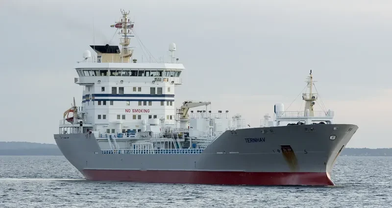 TERNHAV Tanker IMO 9232955 photo 6