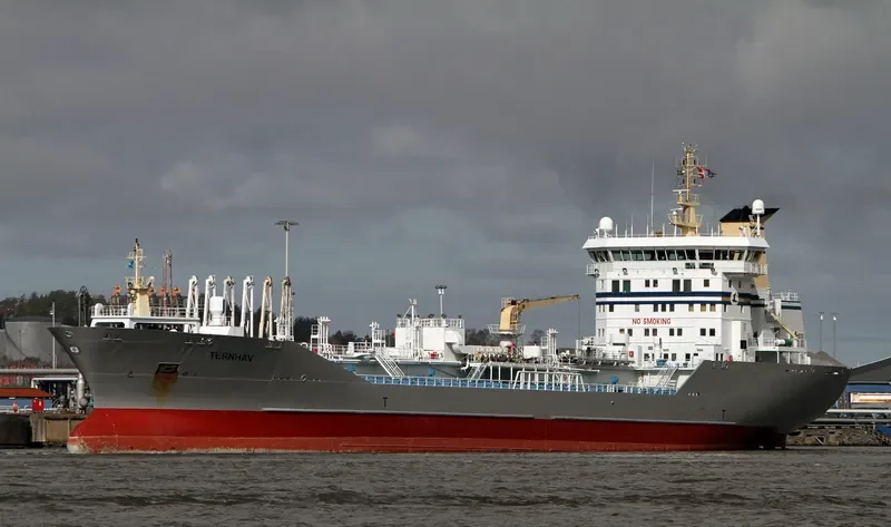 TERNHAV Tanker IMO 9232955 photo 8