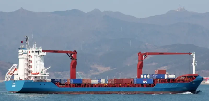 COPIHUE Container Ship IMO 9232981 photo 9