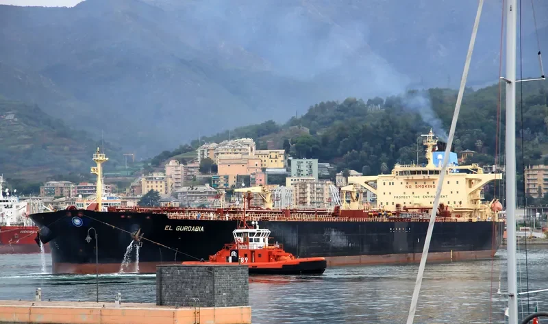 EL GURDABIA Tanker IMO 9233208 photo 5