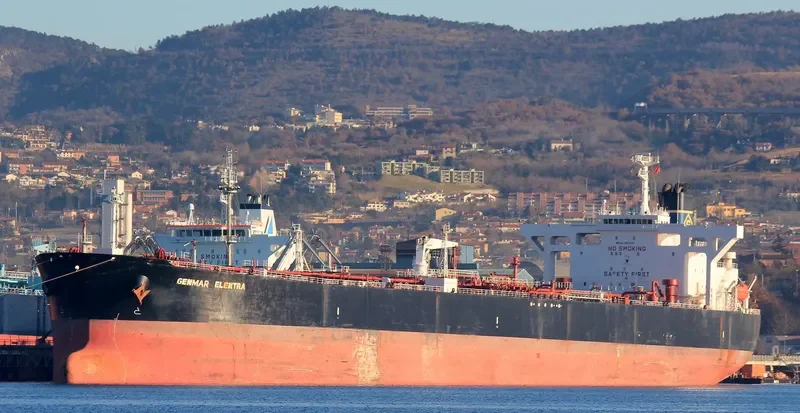 OCEANIA Tanker IMO 9233313 photo 6
