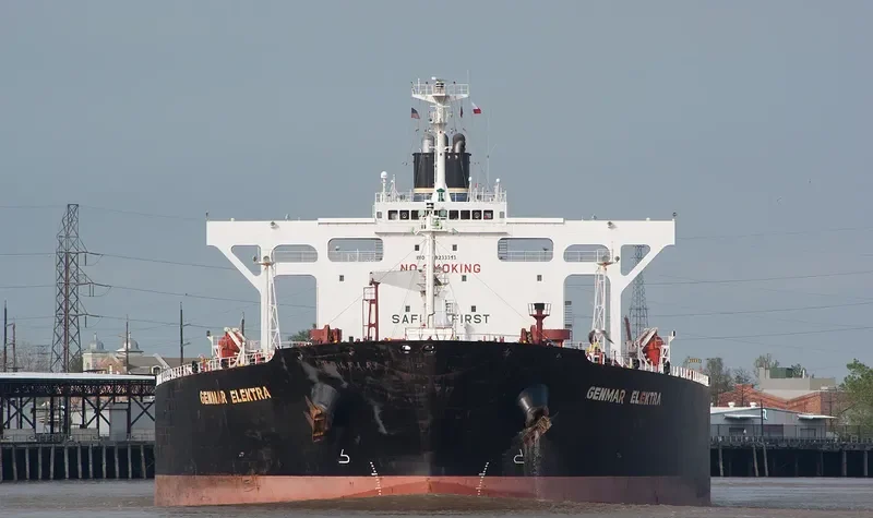 OCEANIA Tanker IMO 9233313 photo 10