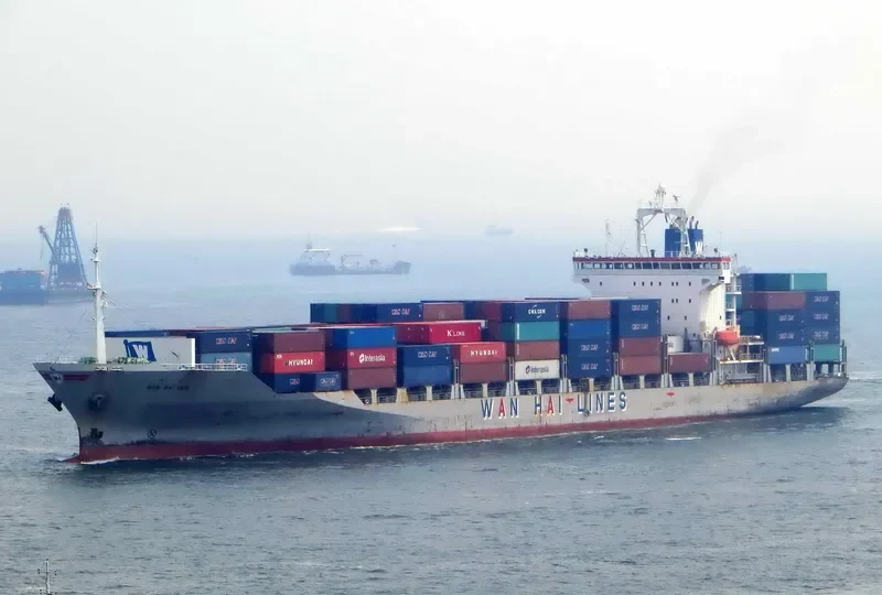 WAN HAI 266 Container Ship IMO 9233636 photo 3