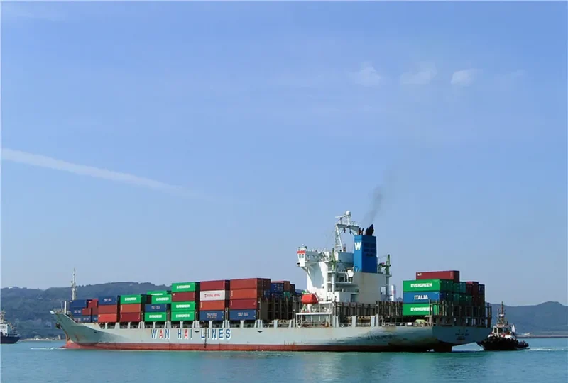 WAN HAI 267 Container Ship IMO 9233648 photo 2