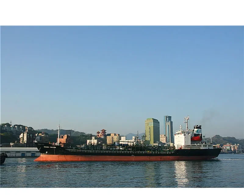 GOLDEN FORTUNE Tanker IMO 9233870 photo 9