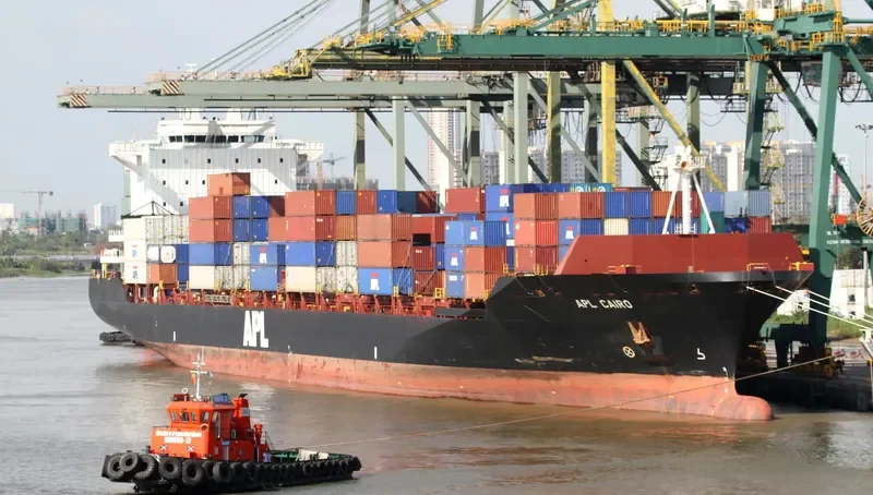 APL CAIRO Container Ship IMO 9234109 photo 8