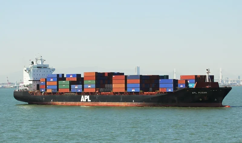 APL PUSAN Container Ship IMO 9234123 photo 4