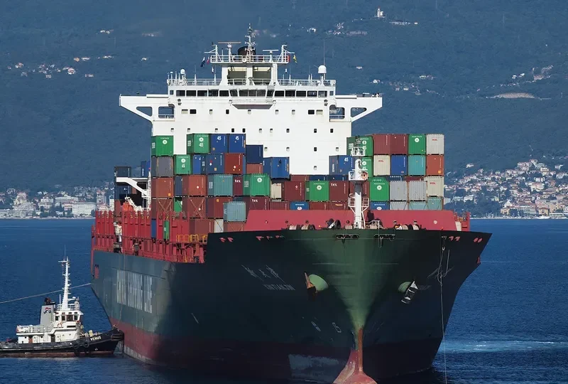 XIN TIAN JIN Container Ship IMO 9234343 photo 5