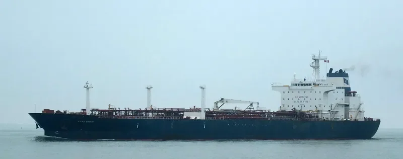 ELKA SIRIUS Tanker IMO 9234513 photo 7
