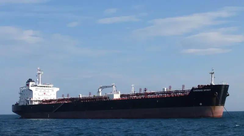 BULL FLORES Tanker IMO 9234680 photo 10