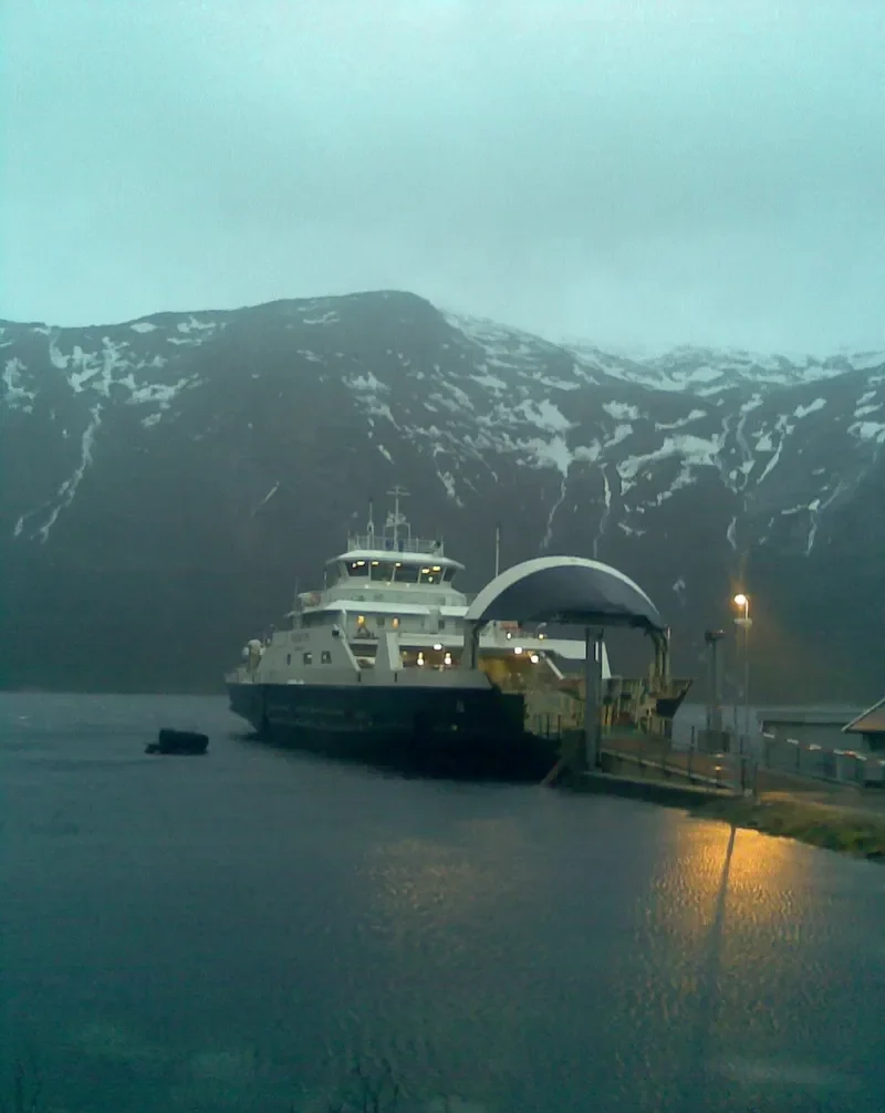 TORGHATTEN Ro-Ro IMO 9234707 photo 8