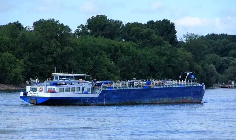 TAMARIVA Tanker IMO 9234812 photo 5