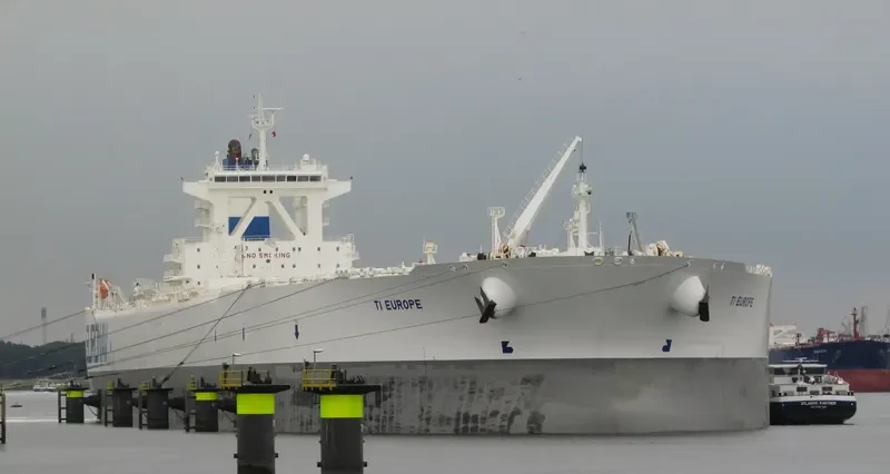 TI EUROPE Tanker IMO 9235268 photo 5