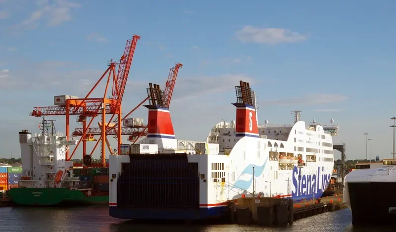 STENA ADVENTURER Ro-Ro IMO 9235529 photo 3