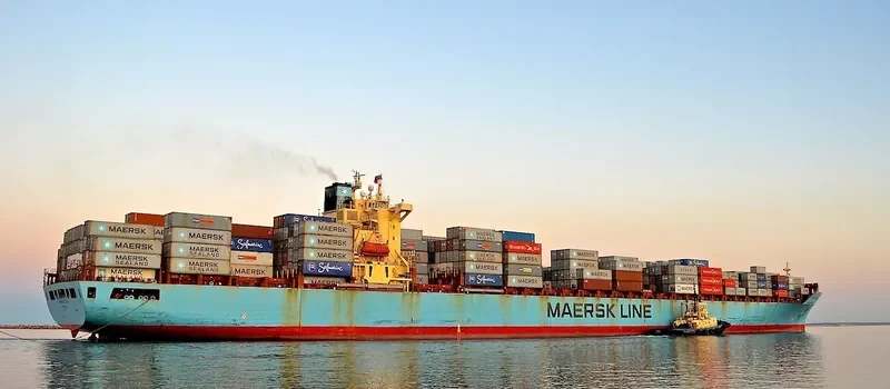 MAERSK VIRGINIA Container Ship IMO 9235531 photo 9