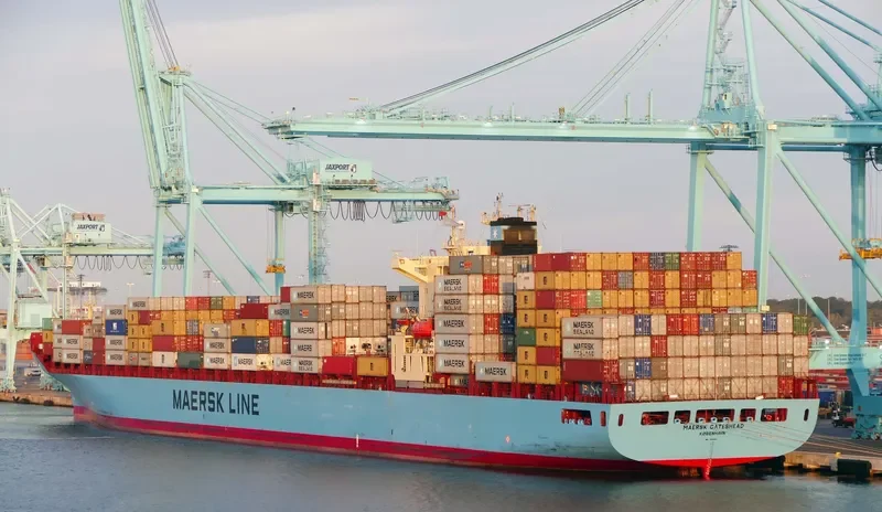 MAERSK GATESHEAD Container Ship IMO 9235543 photo 3